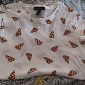 Pizza print tee Forever 21 NWOT Size S